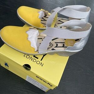 London Fly Bright Yellow Silver EU 41 US Size 10-10.5 Cupido/Idra Shoes NIB